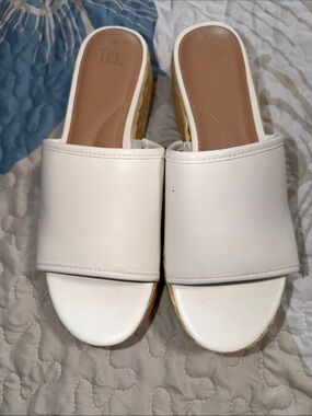 Time and Tru White Wide Strap Slide Clogs